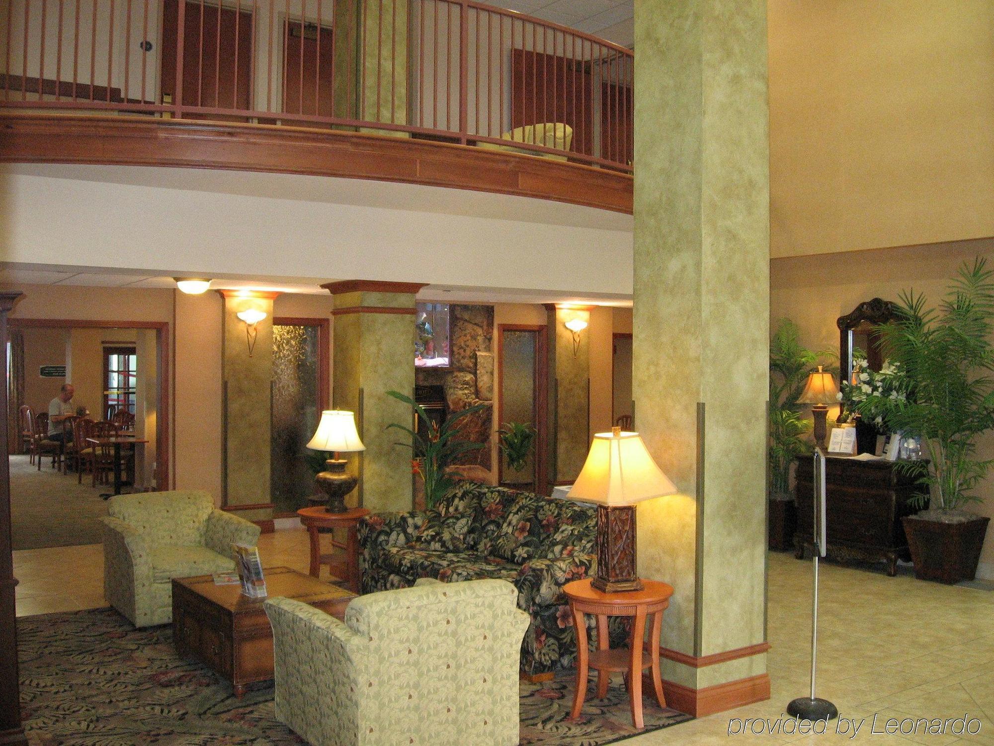 Triple Play Resort Hotel & Suites Hayden Interior photo